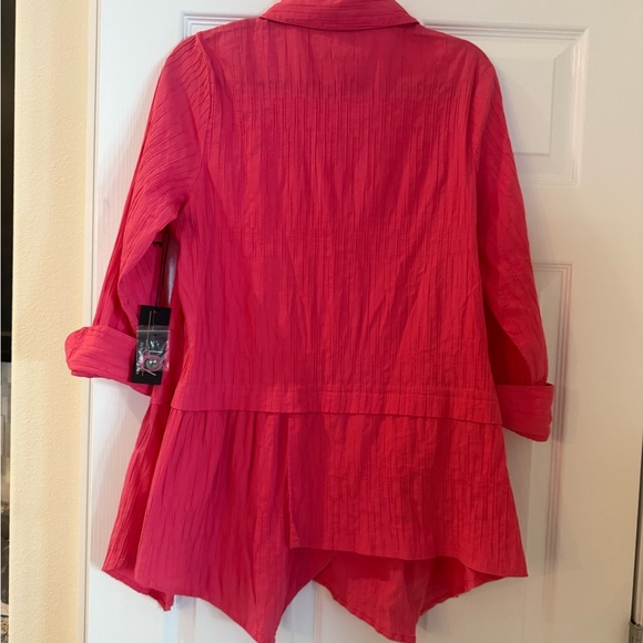 LIV by Habitat Women's Hot Pink Asymmetrical Blouse - Picture 6 of 6
